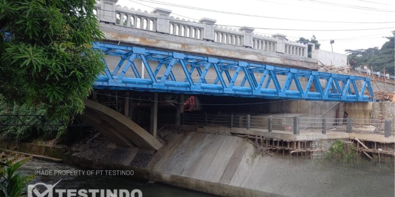 loading-test-jembatan-otista