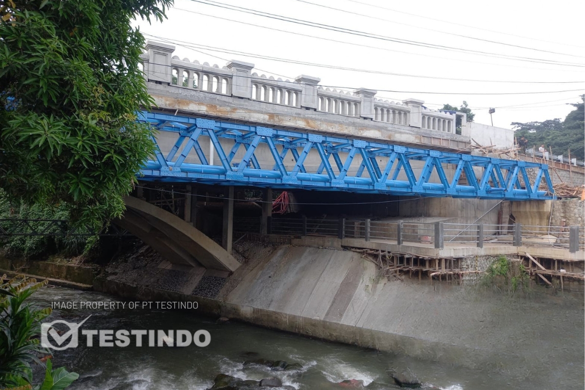 loading-test-jembatan-otista
