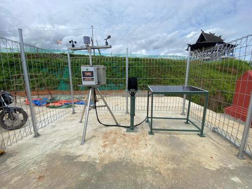 TMR Weather Station
